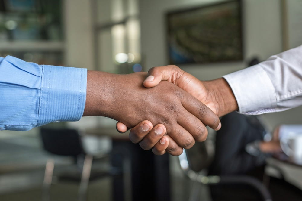 Comment les banques doivent appréhender les différentes réflexions sociales et la revue de leur politique – Hector Advisory
